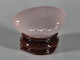 rose quartz, free form